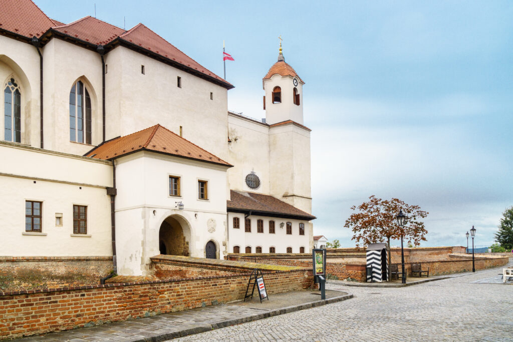 Panoramatický pohled na hrad Špilberk v Brně