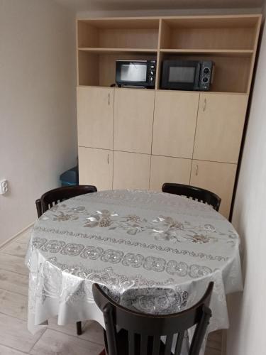 Apartmán 2 Hulín, Chrášťany