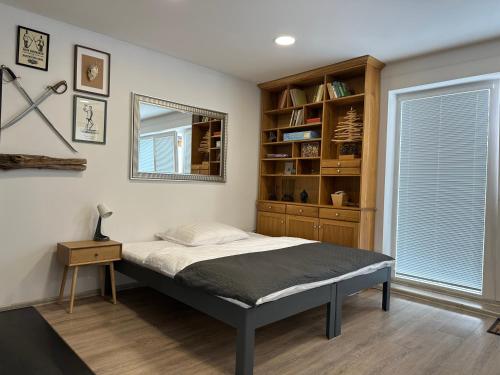 ApartSy 5