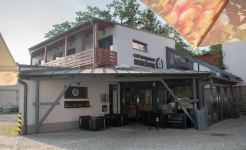 Hotel Apartments Benešova 6