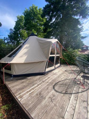 Hvězdný glamping