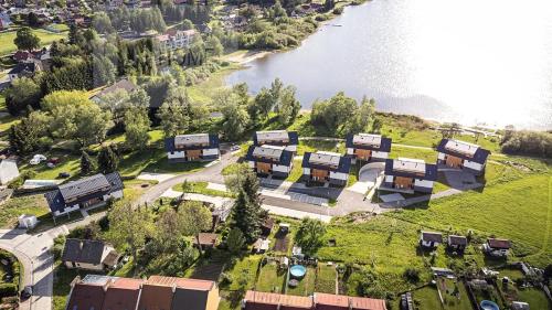 Lipno Apartments BERGMAX, Ski Areál Lipno 16min dojezd - Resort Malé Lipno s terasou a zahrádkou, parking free