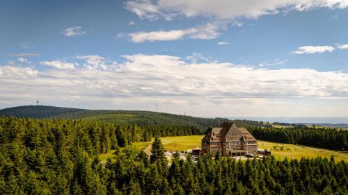Naturhotel Sachsenbaude Oberwiesenthal - Indoor-Pool & Outdoor-Whirlpool