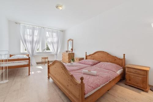 VILA GALA ubytování apartmány v secesní vile soukromé PARKOVÁNÍ u domu ZDARMA